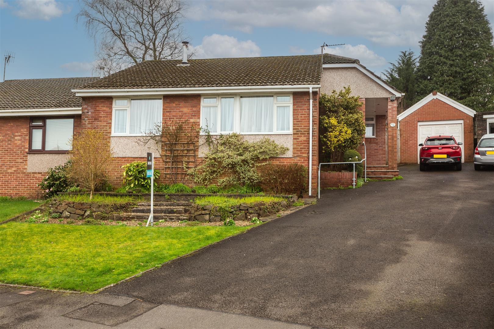 Furze Crescent, Morriston, Swansea, SA6 6BP